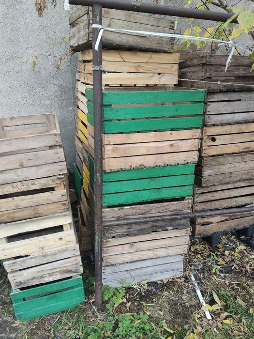 Skrzynki drewniane, plastikowe