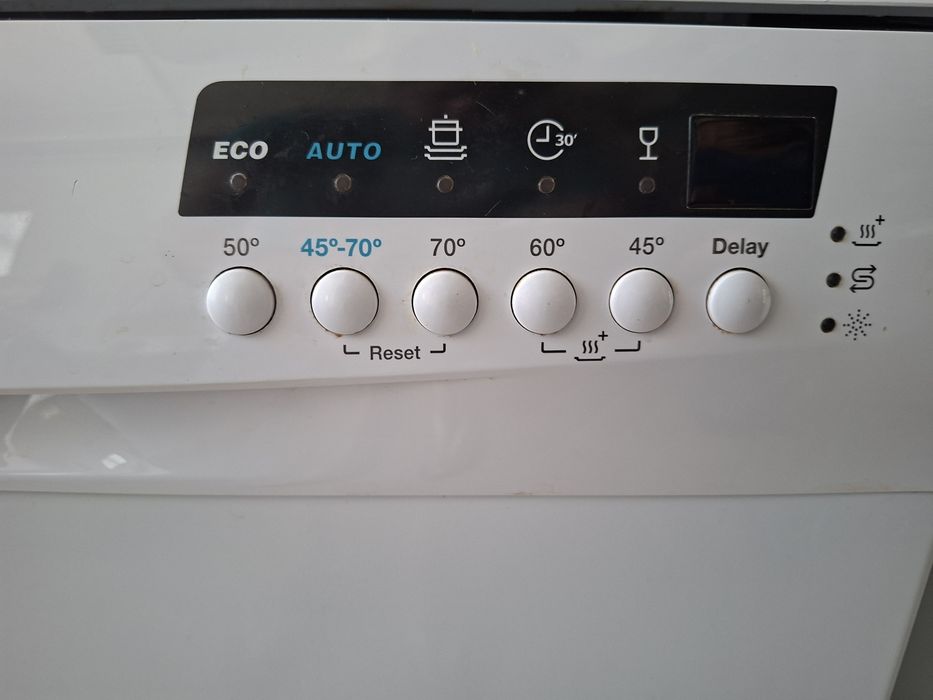 Máquina lavar loiça zanussi