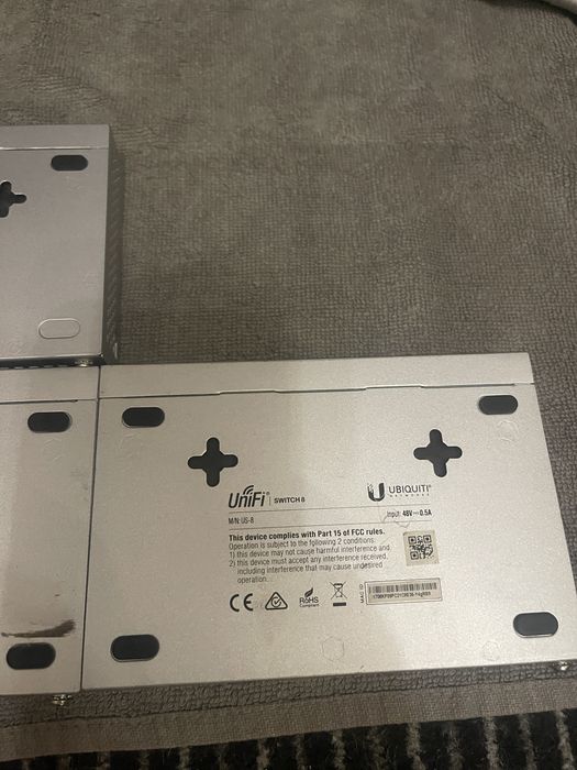 Model: US-8 (UniFi Switch 8)