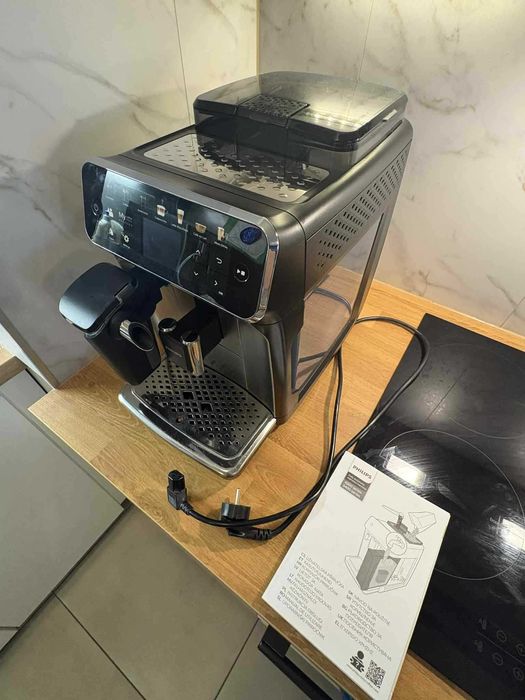 Ekspres ciśnieniowy PHILIPS Series 5400 LatteGo EP5447/90!