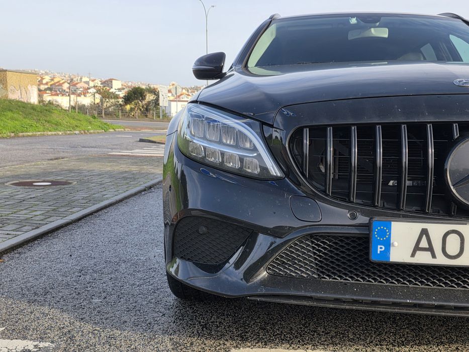 O Parceiro Ideal para a Sua Família: Mercedes-Benz C180 (Face-lift)