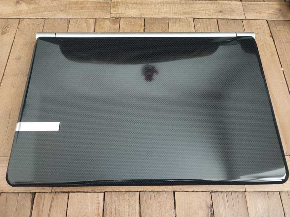 Laptop Packard Bell, matryca 17,3 cala, Intel i3