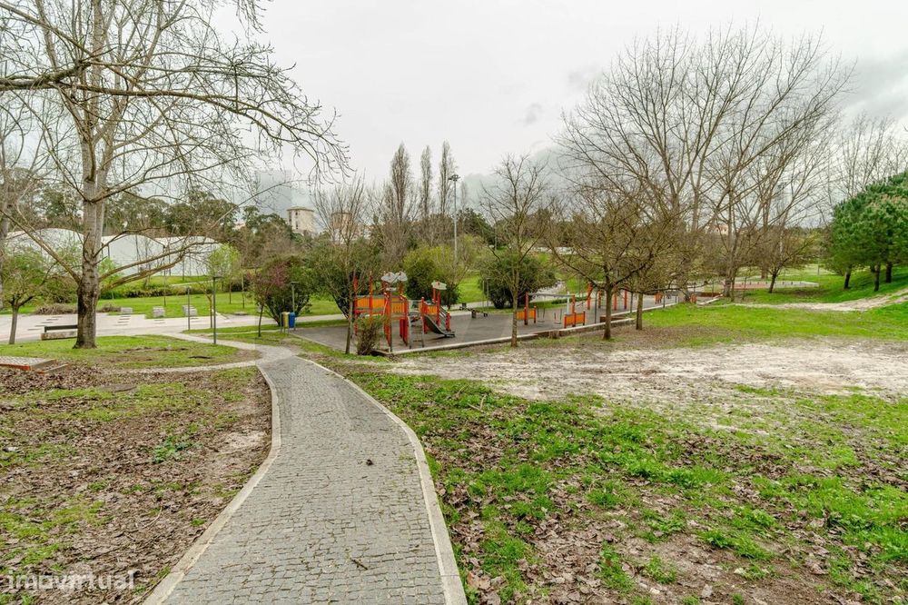 Apartamento T2 na Quinta da Lomba | Excelente Localização no Barreiro
