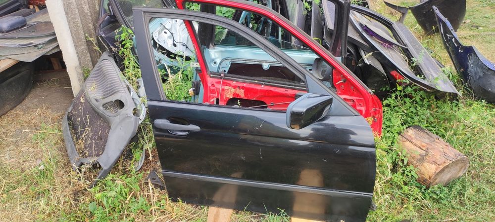 Двері BMW E46.       .