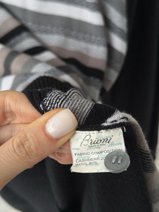 Кашемировый свитер Brioni
