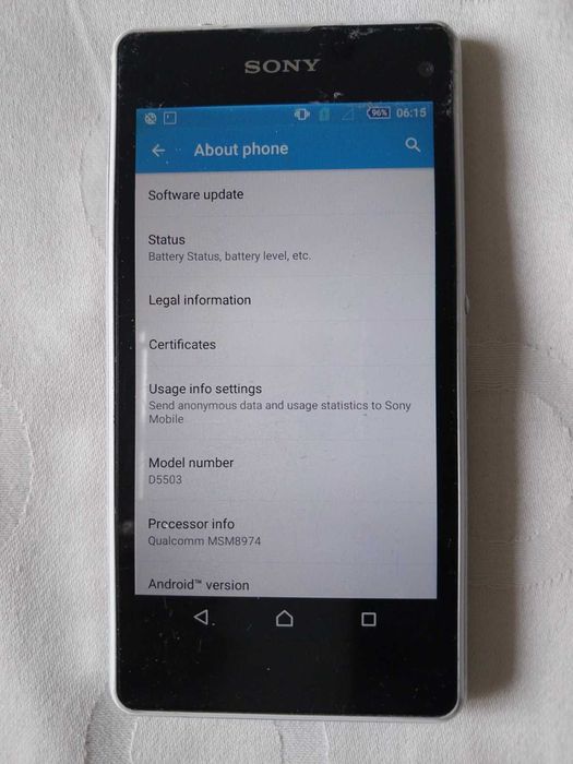 Телефон Sony Xperia D5503 версия 5.1.1