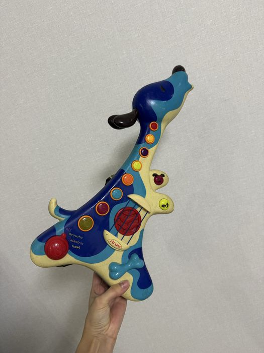 Пес гітарист від battat