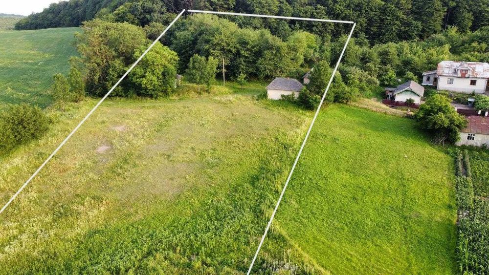 Продається будинок35 м2 і земельна ділянка 50 соток в с. Гостів, електрика, бізнес, сонячні панелі, дохід