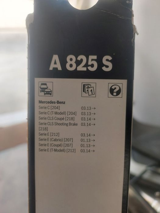 Par de escovas limpa brisas  mercedes