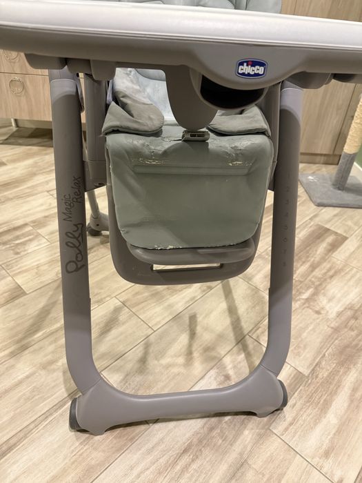 Стілець для годування Chicco Poly Magic