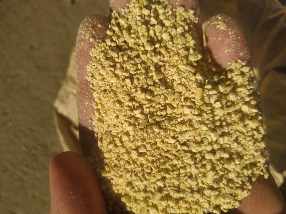 Комбікорм , БМВД , Жом( пшениця,овес,кукурудза,крупи ,макуха)