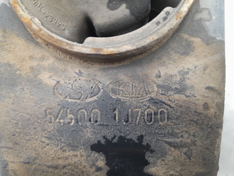 Braço de suspensão frente esquerdo HYUNDAI i20 (PB, PBT)