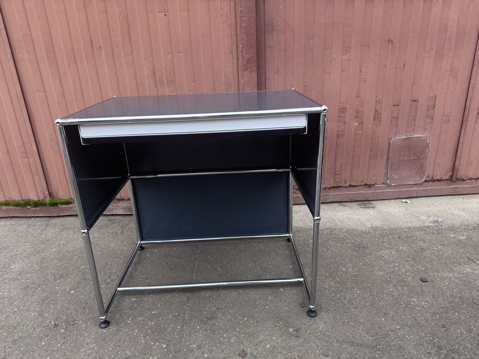 Stolik pomocniczy biurko USM Haller na kółkach 75x50 cm