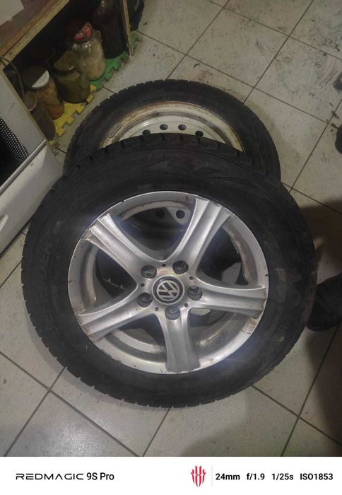Продам резину .розмер195/65R15
