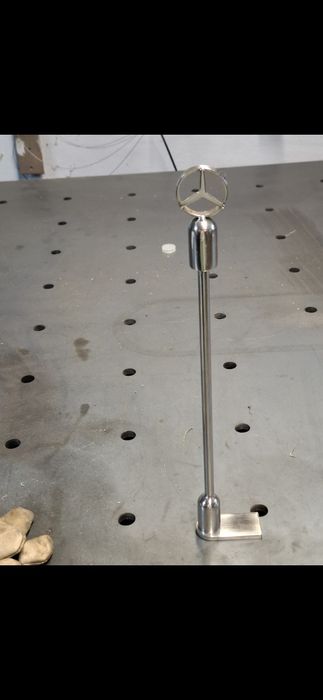 Park pole do mercedesa vw opla bmw