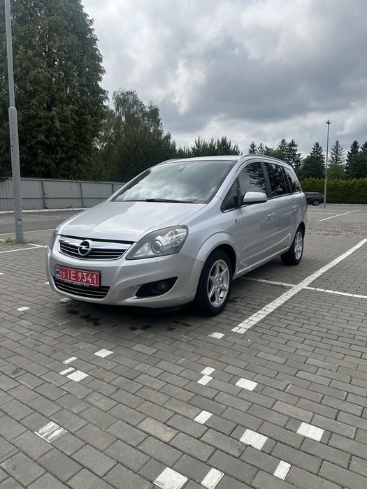 OPEL ZAFIRA 2009 з Німеччини