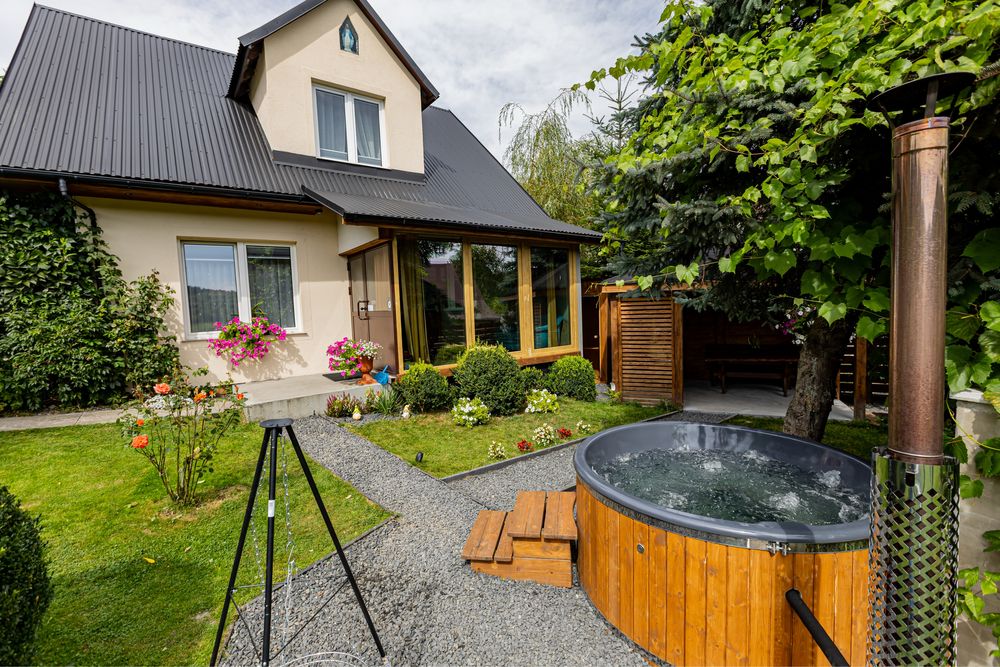 Dom SIELANKA przy lesie JACUZZI SAUNA KOMINEK prywatny ogród