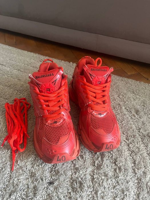 balenciaga runner czerwone