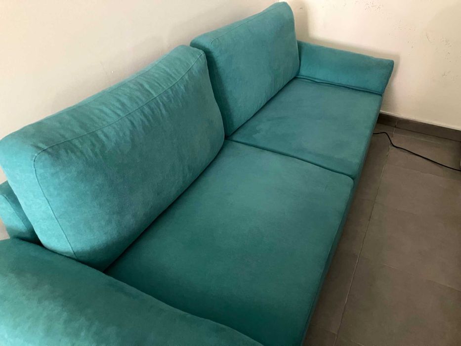 Sofá cama conforama em otimo estado