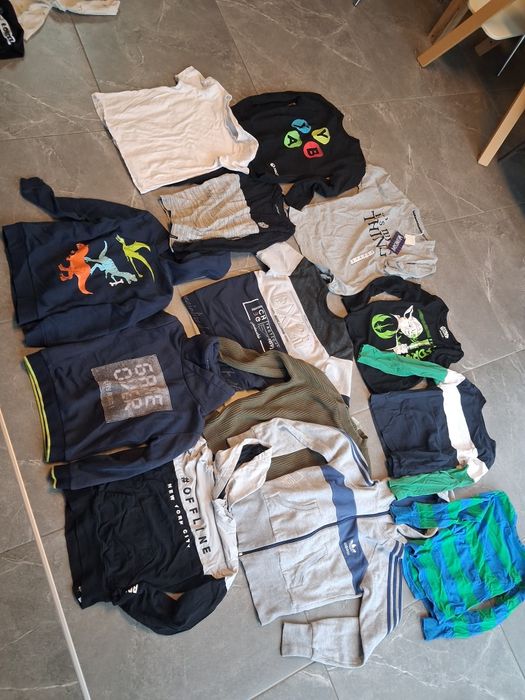 Zestaw bluz dla chłopca 140 146 bluza tshert  bluzy paka ubrań