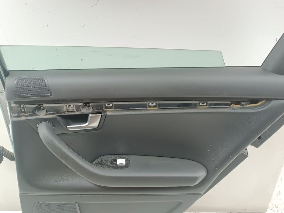 Porta Traseira Direita - AUDI A4 Avant (8E5, B6) | 00 - 05