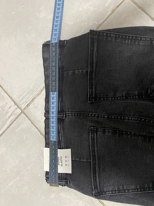 Джинсы Zara