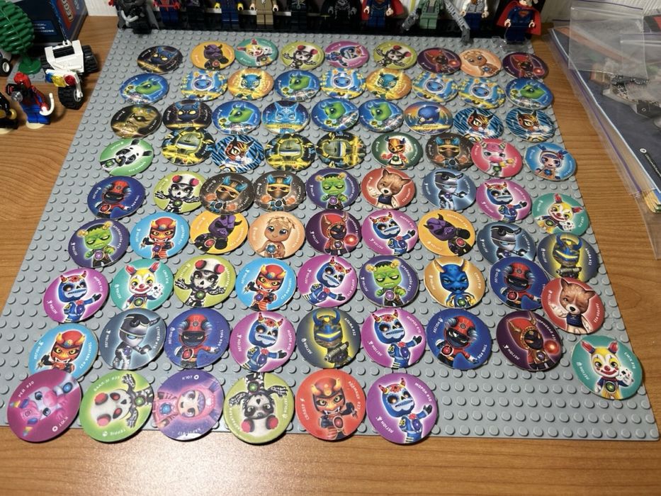 Різні карточки: ( брайти,дісней,бравл страрс,амонгас,тд)