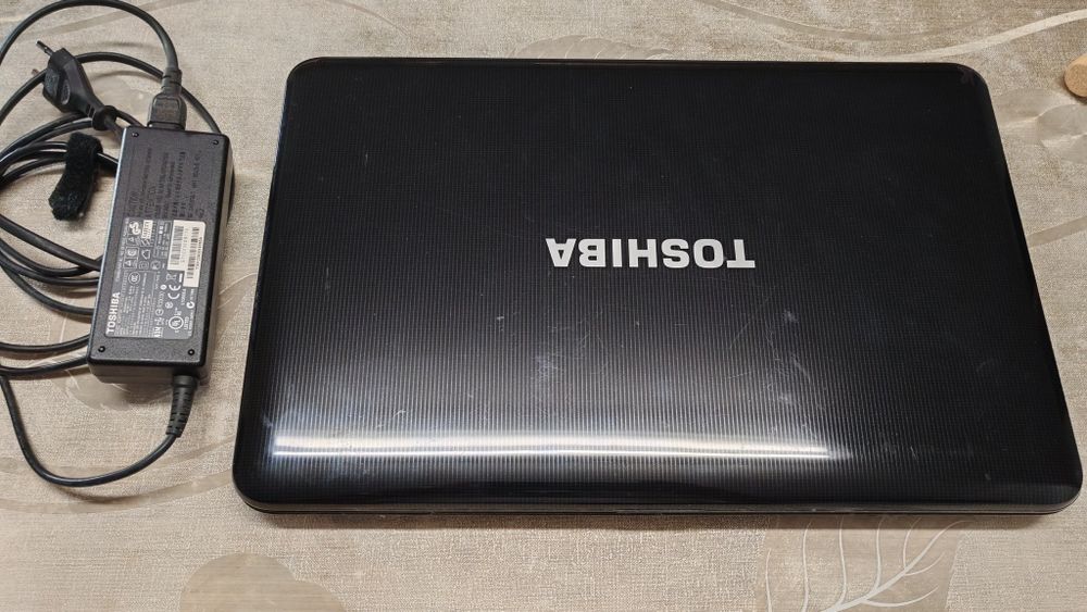 Portátil Toshiba satellite
