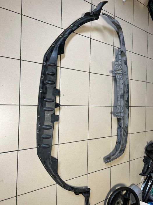 Passat B8 CC Губа бампера переднього заднього 3c8805915