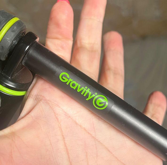 Stand p/Teclado Gravity + Suporte (Teclado e Computador)