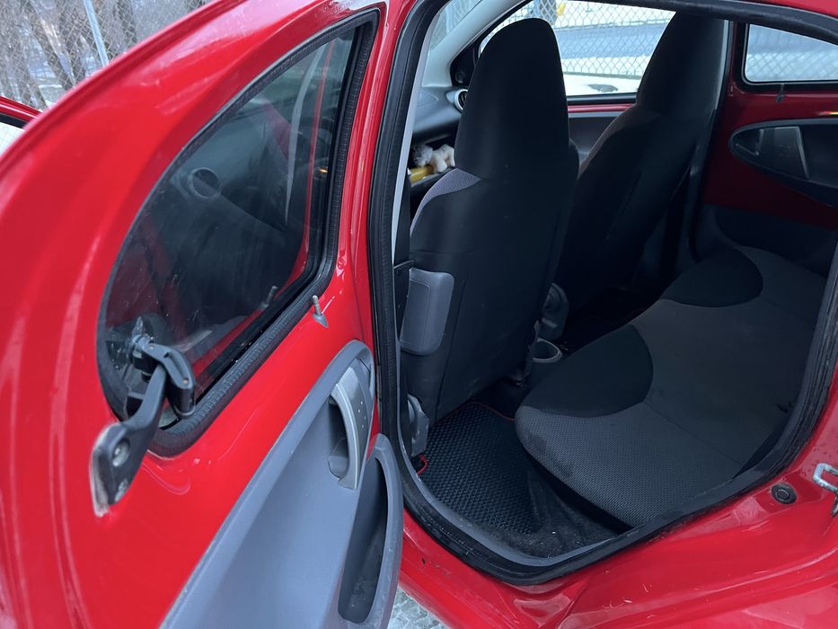 Toyota aygo 1.0 бензин