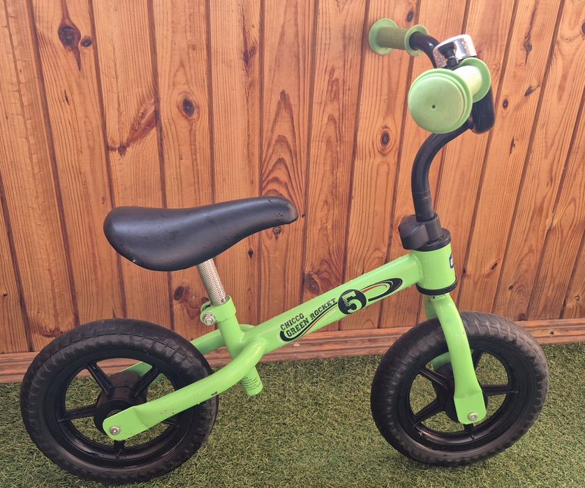 Біговел Chicco "Green Rocket"