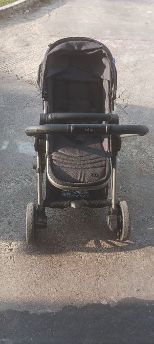 Vendo carrinho de bebé