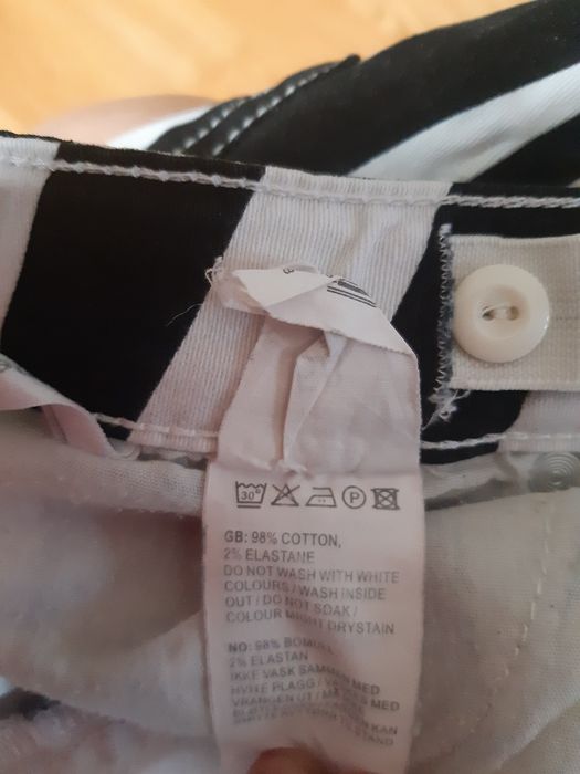 Krótkie spodenki Cubus