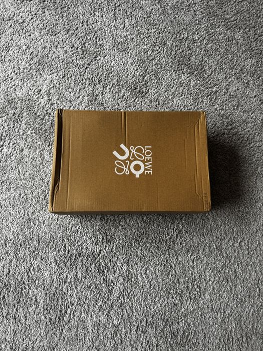 ON X LOEWE кросівки