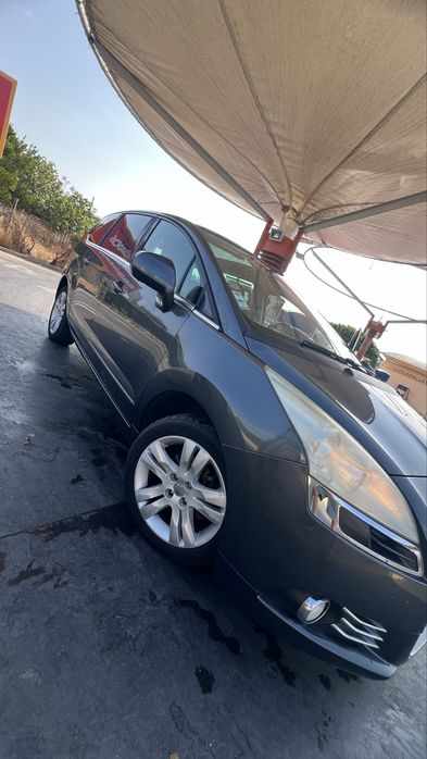 Peugeot 5008  de 2010