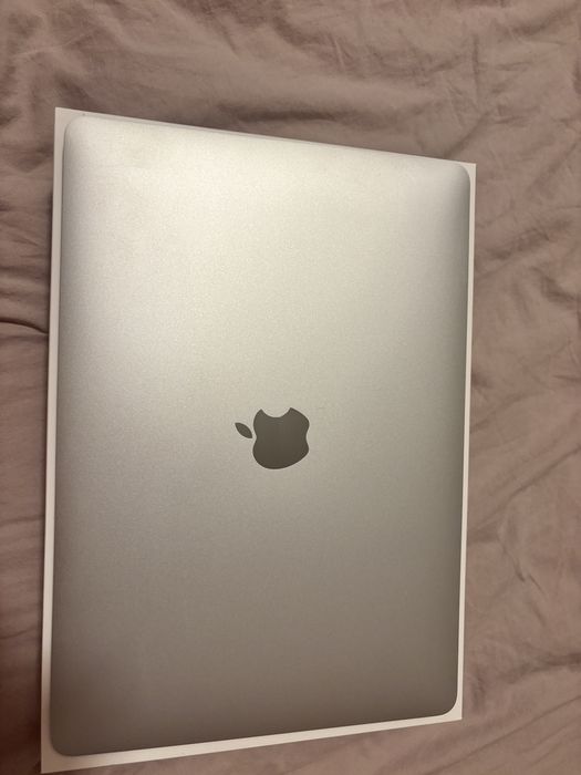 MacBook Air, Apple M1, 2020, 8GB RAM