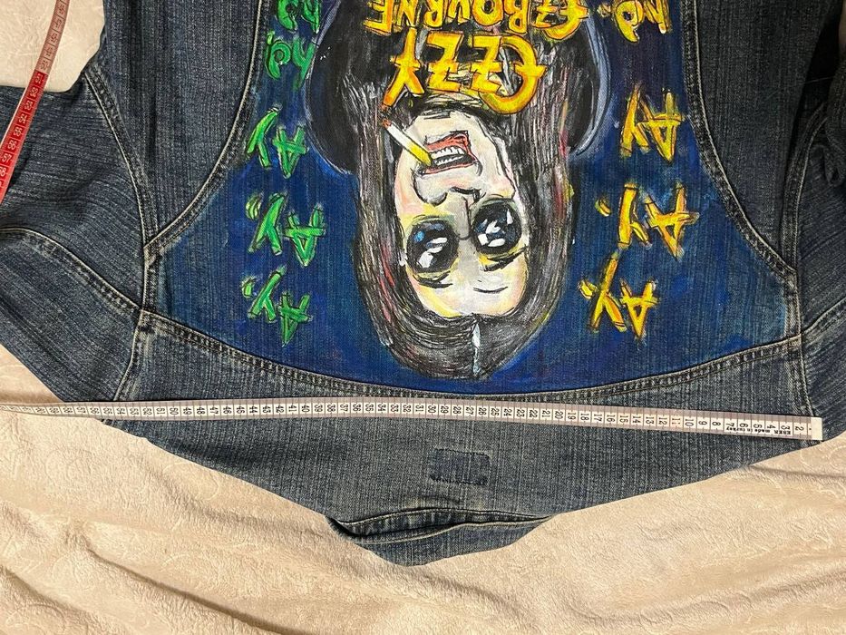 Єдина річ у світі, кастомна джинсова куртка Ozzy Osbourne, ne levis