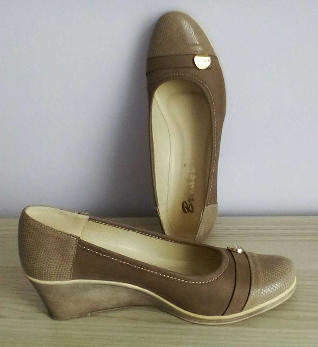 Buty pantofle czółenka damskie Bradex 36