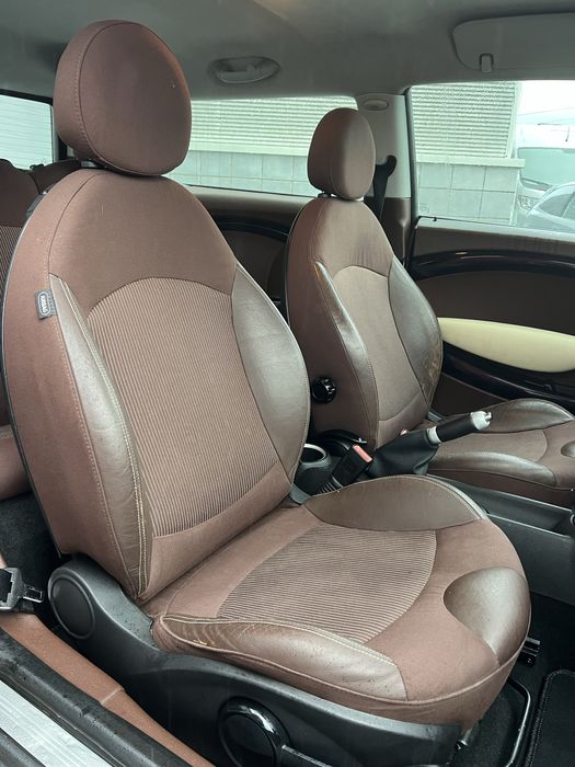 MINI COOPER D CLUBMAN