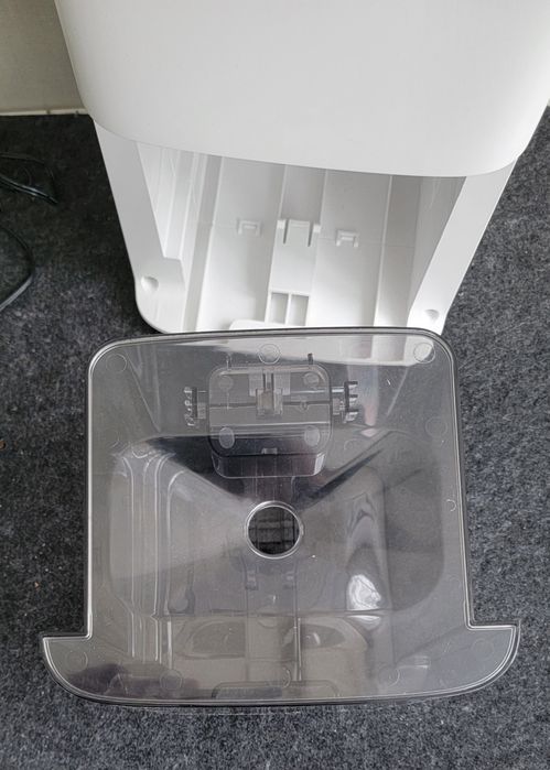 Осушувач повітря 2.6 л Mini Dehumidifier DH130 Портативний мінісушувач