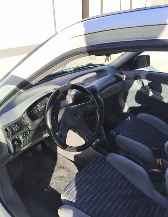 Opel astra GT 93