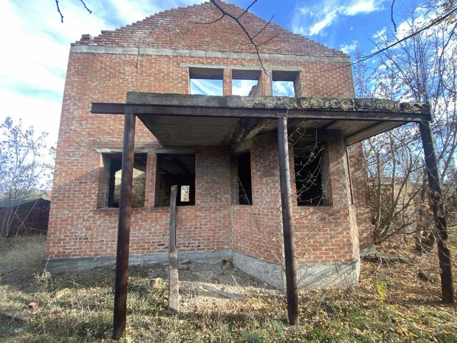 Продається будинок під застройку