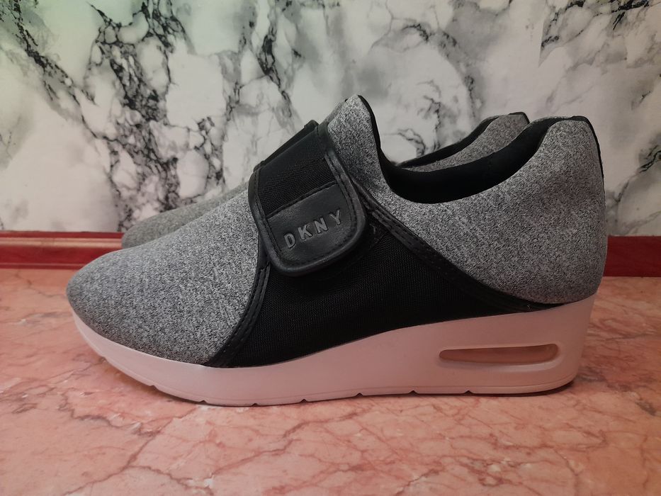 Buty snickersy założone raz