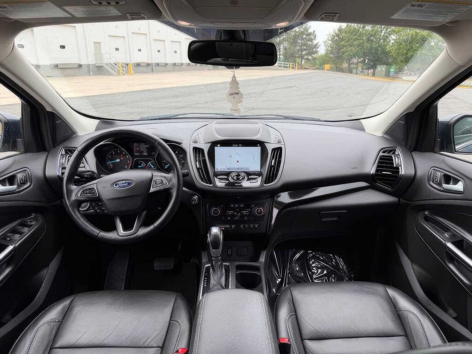 Ford Escape Titanium      2019