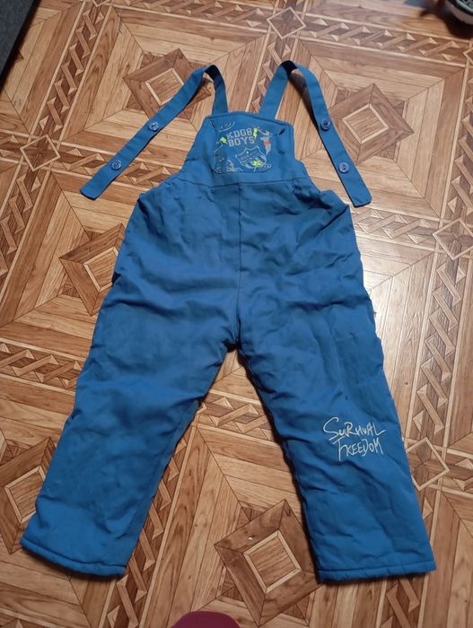 Віддам дитячий комбінезон