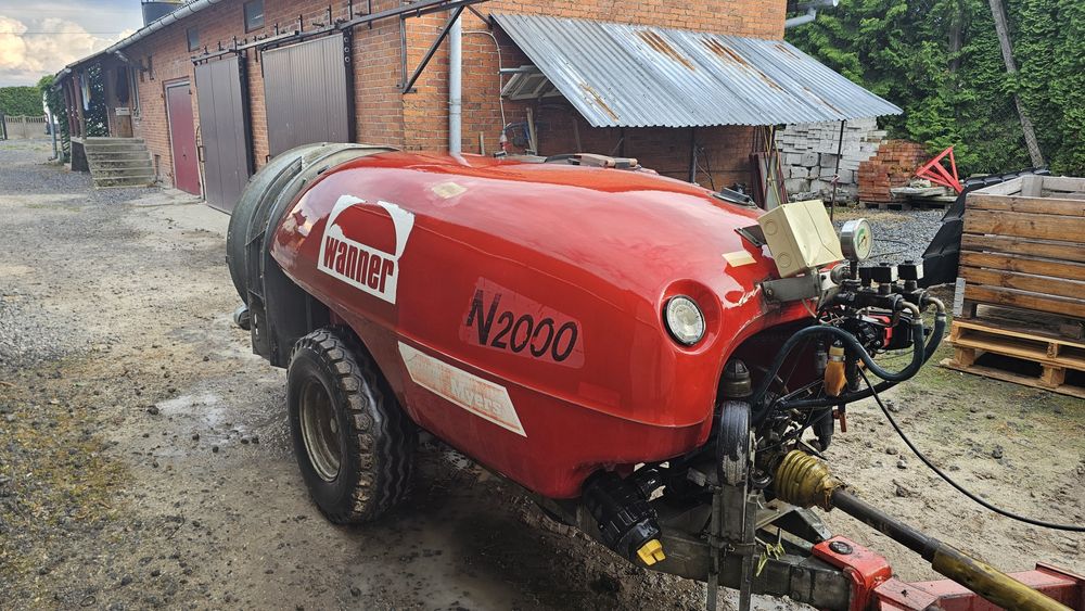 Sadowniczy wanner 2000 litrów