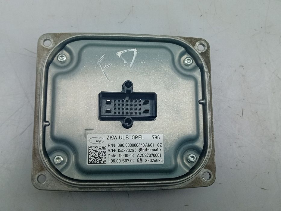 Centralina de luzes OPEL Astra K