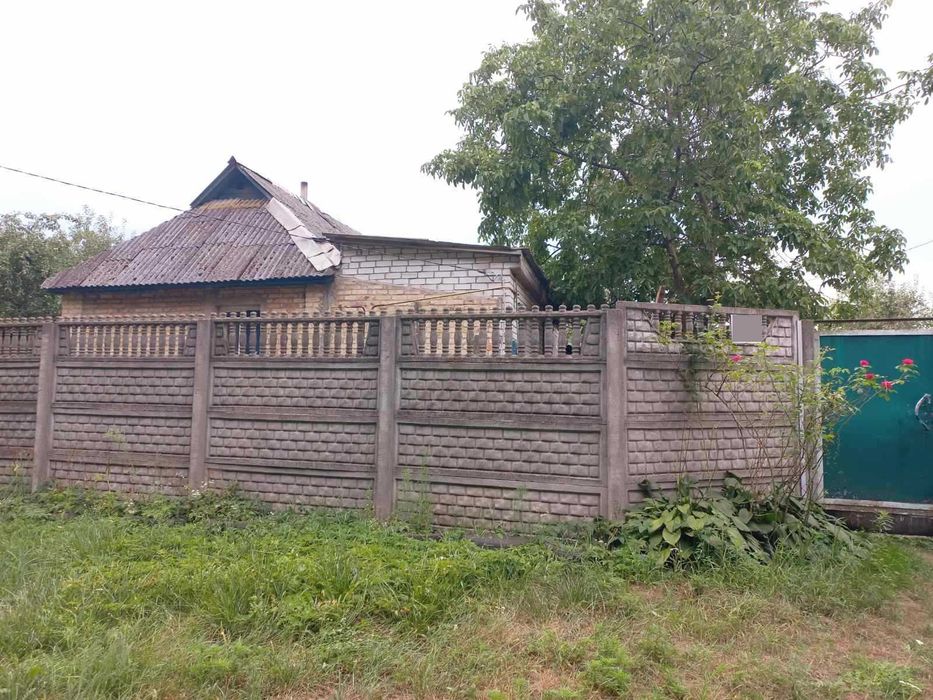 Продається будинок з землею Пухівка