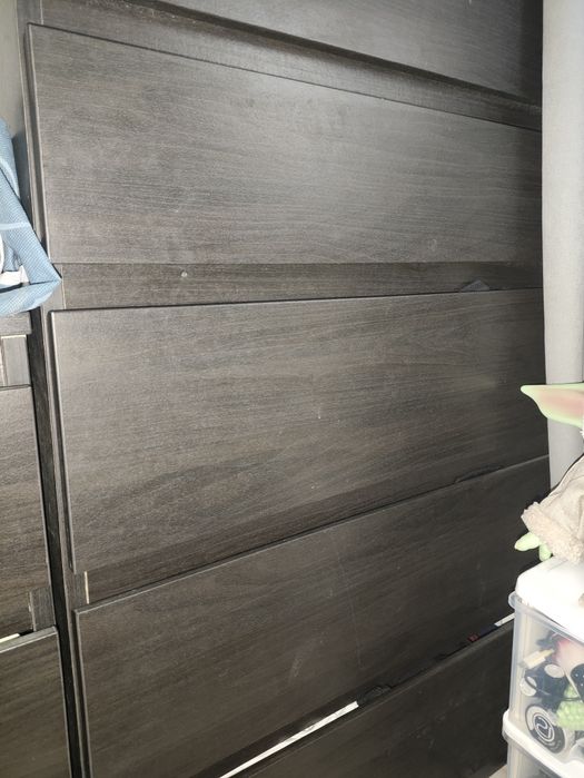 Comodas  kullen preto